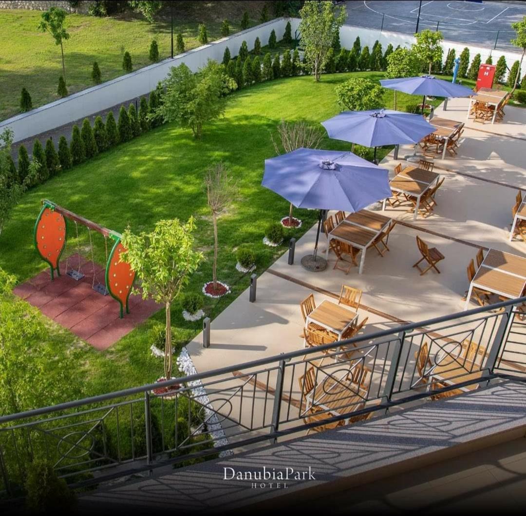 Hotel Danubia Park Veliko Gradište Exterior foto
