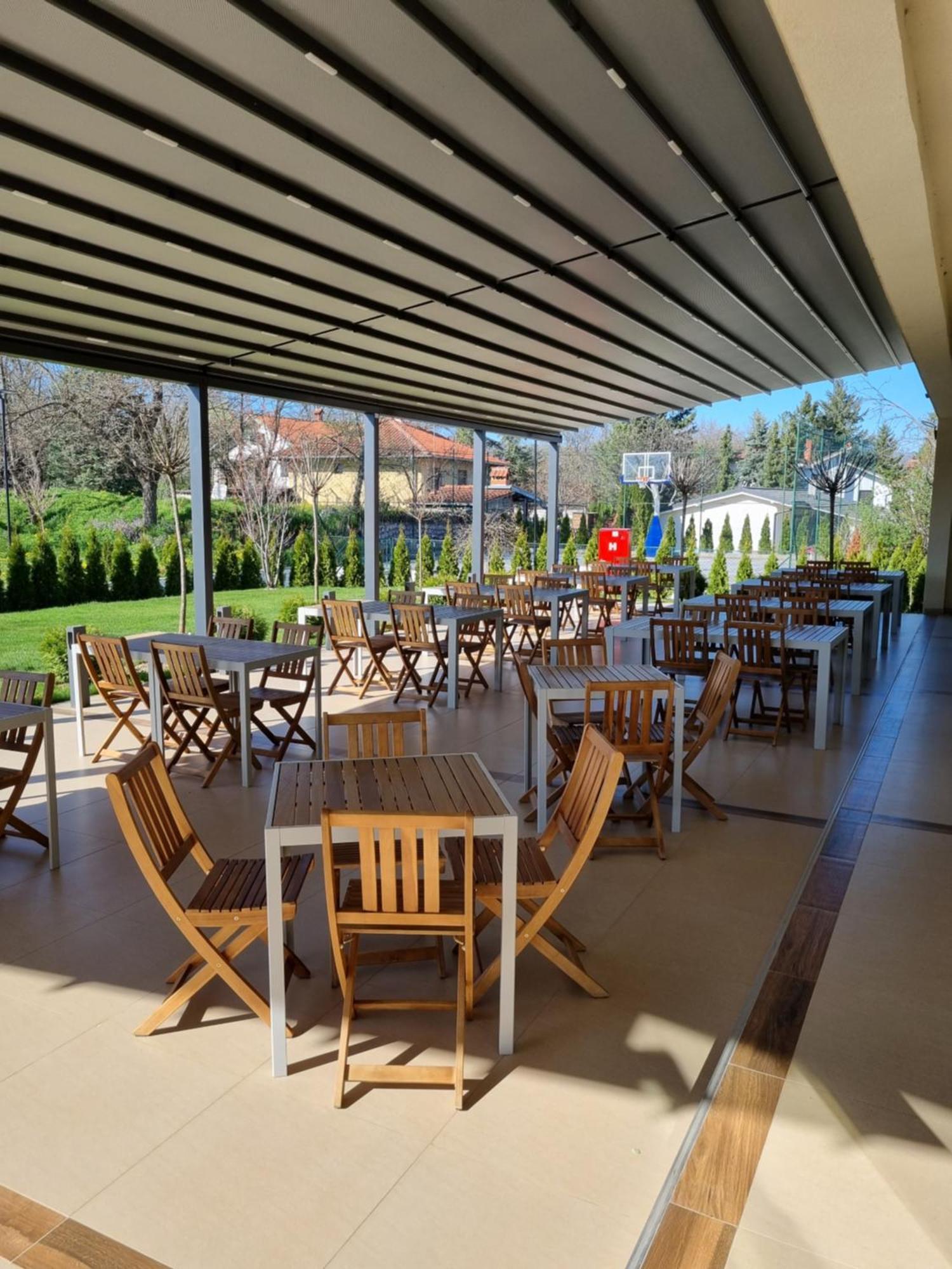 Hotel Danubia Park Veliko Gradište Exterior foto