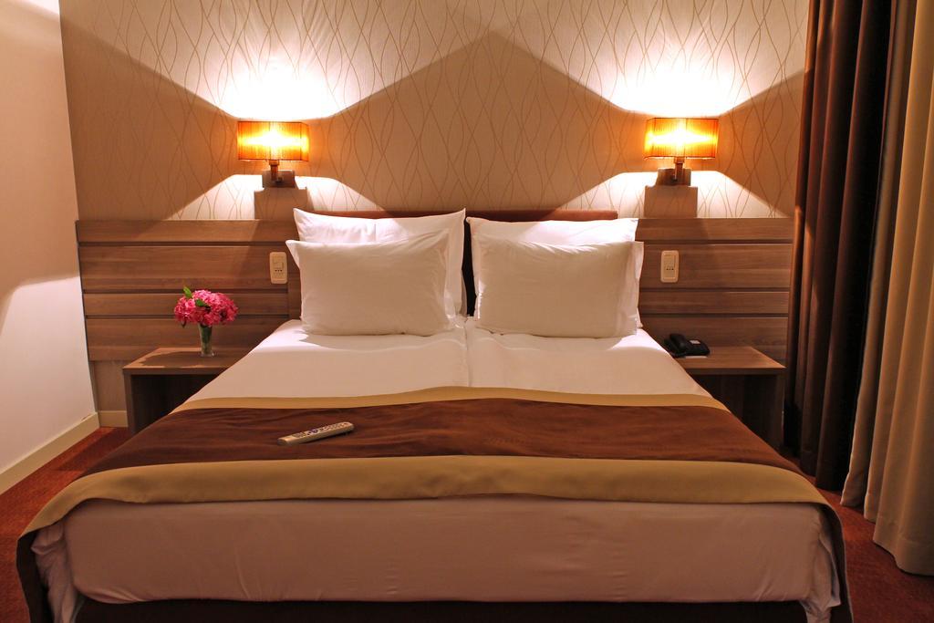 Hotel Danubia Park Veliko Gradište Habitación foto
