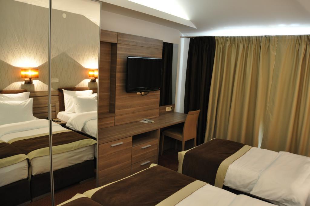 Hotel Danubia Park Veliko Gradište Habitación foto